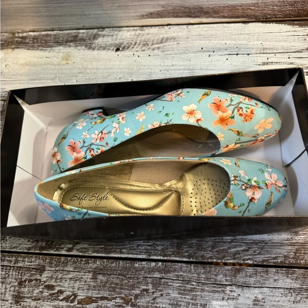 Soft Style Light Blue Floral Slip-On Ballet Flats - Picture 6 of 6